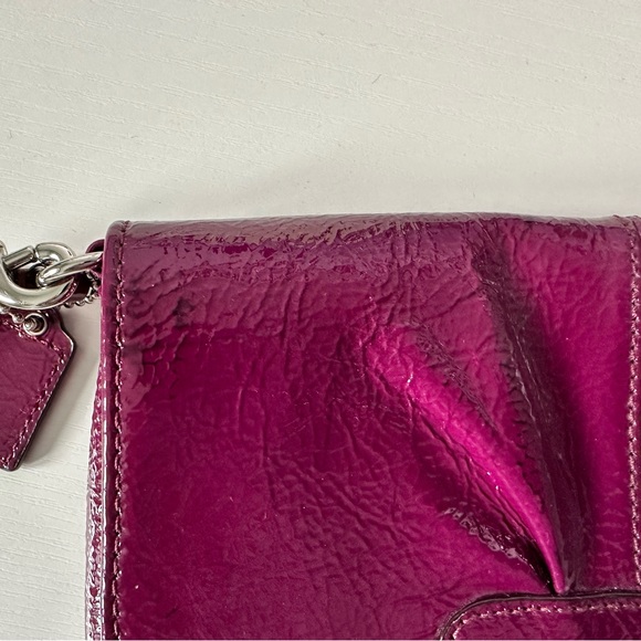 Coach Patent Leather large flap wallet wristlet - Picture 10 of 17